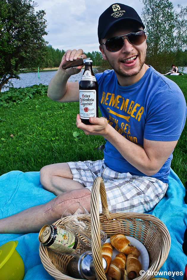Simple picnic - beer, cider and homemade sausage buns
