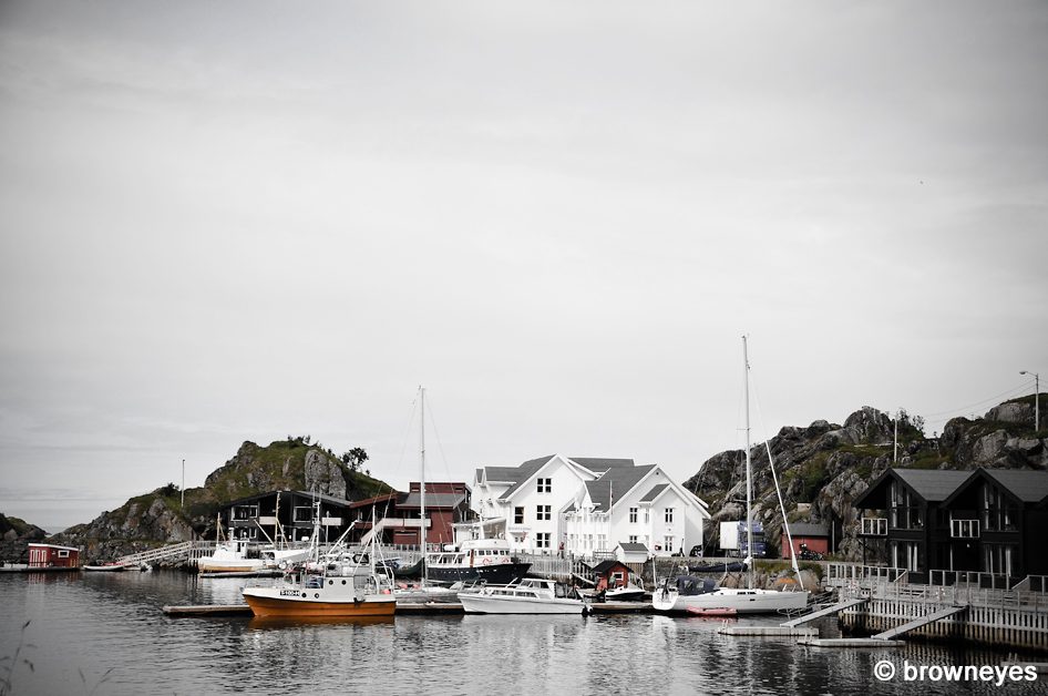 Hamn i Senja is the biggest resort in the island; not the cheapest but the view is amazing
