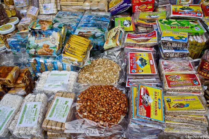 Hoi An's street snacks are usually from bananas or coconuts.